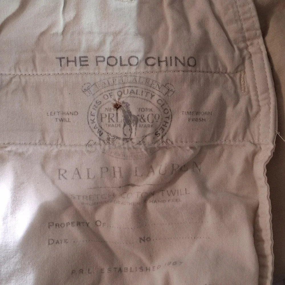 Polo Ralph Lauren Men's Beige Embroidered Shorts - Picture 5 of 6